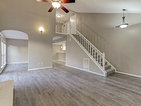 4th image of 3210 Park Garden Dr