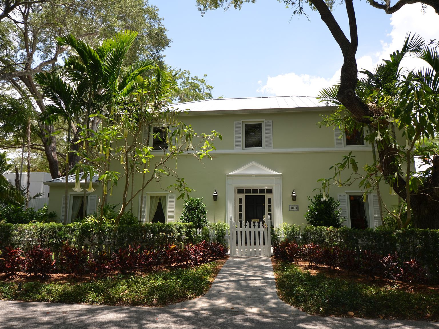 4001 Battersea Rd, Miami, FL 33133 Zillow