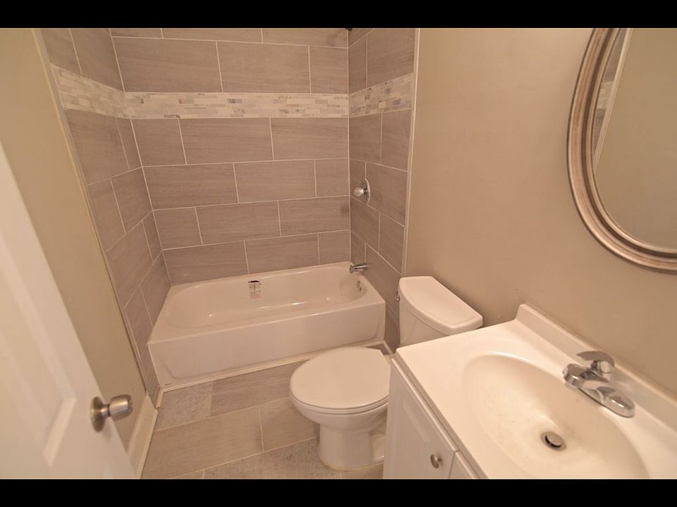 1st image of 1163 Oakland Dr SW