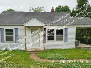 416 Clearview Dr, Martinsville, VA 24112