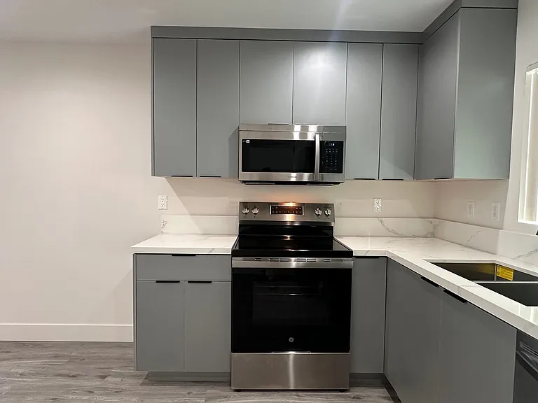 11512 Oxford Ave — Photo 50