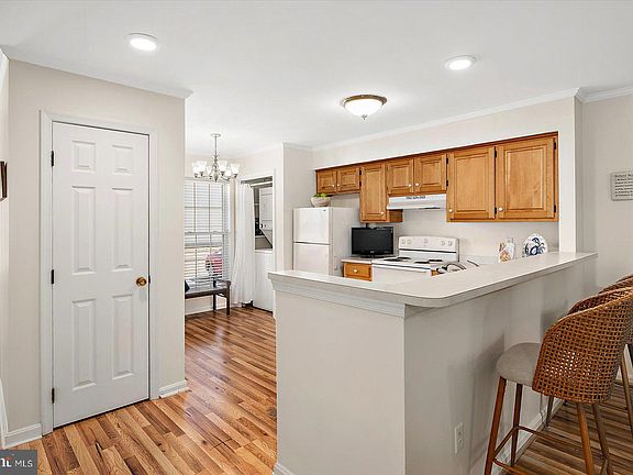 4th image of 38235 Thistle Ct Unit 16