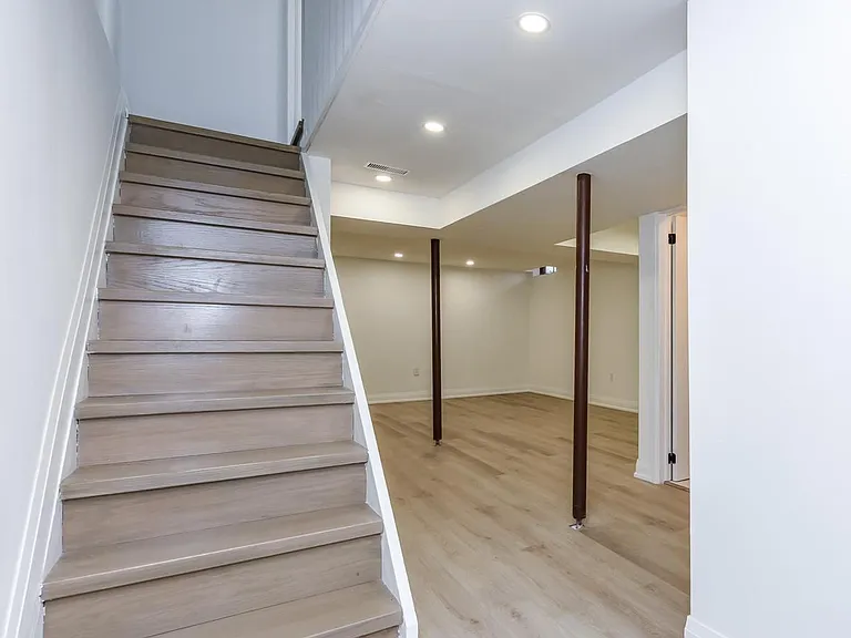4 Hardcastle Ct — Photo 38