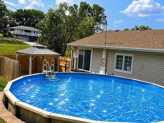 5th image of 11193 S Lakeshore Dr