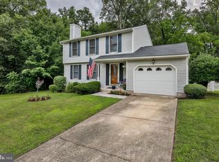 8915 Trapper Ln, Hyattsville, MD