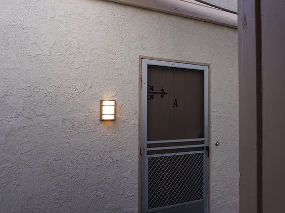 4th image of 1589 Wintergreen Pl APT A
