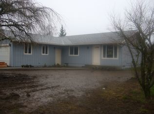 604 E Heintz St, Molalla, OR