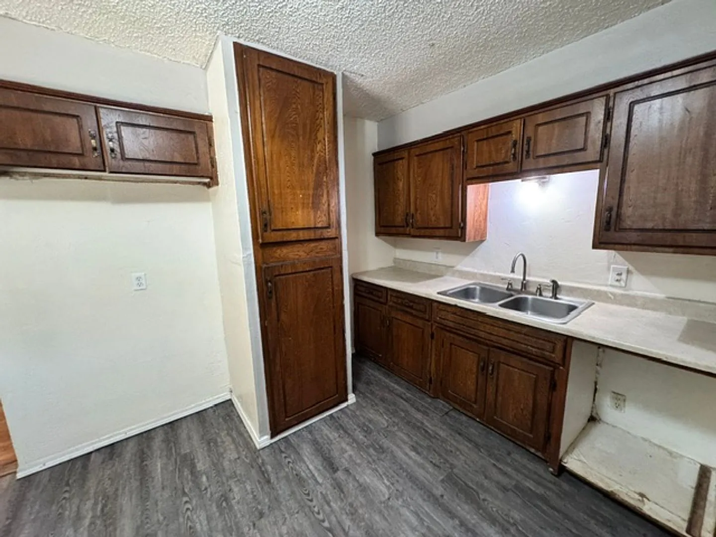 3 bed 1 bath in Okc! New Bathroom, move in ready — Photo 4