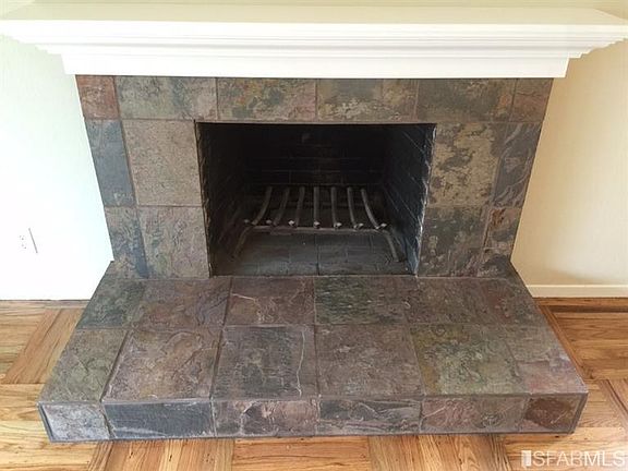 5th image of 1092 Manzanita Dr