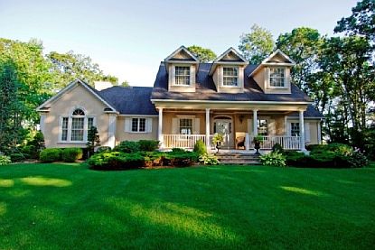 1st image of 455 Woodside Ln