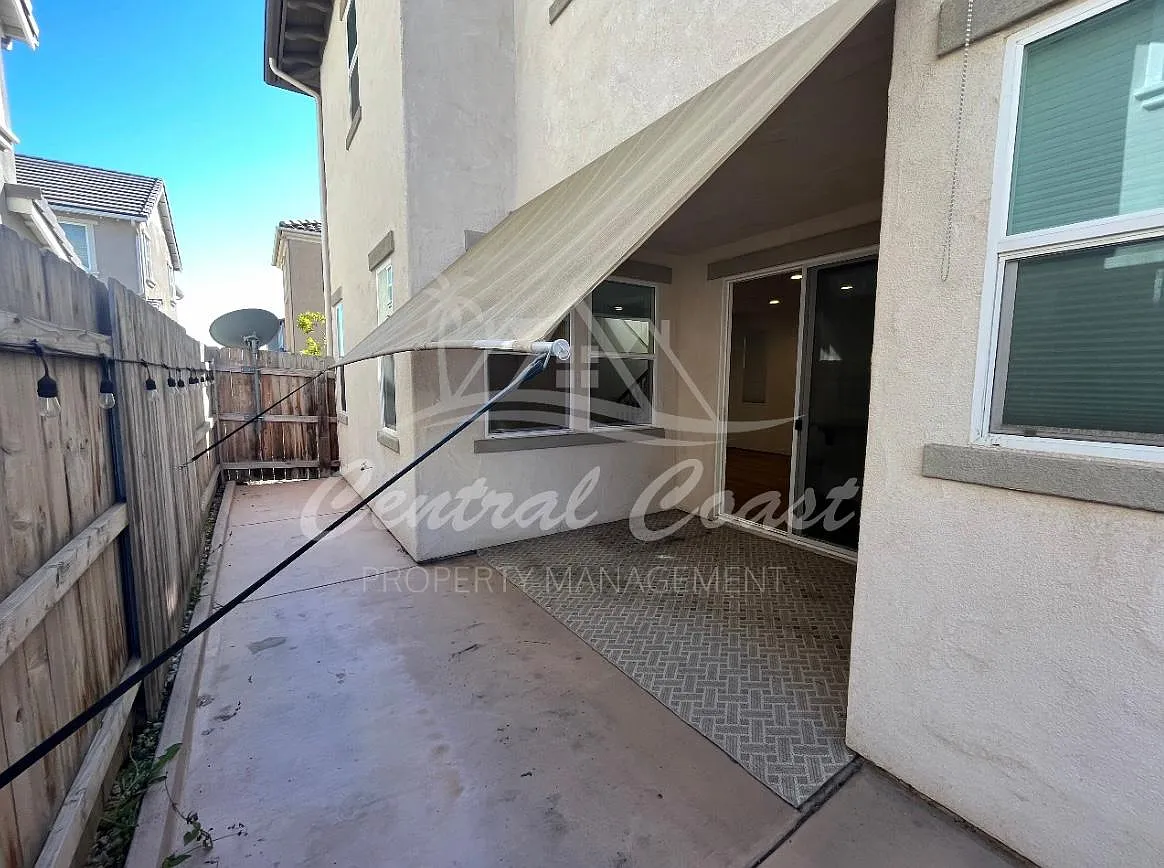 Sterling Pl, Santa Maria — Photo 3