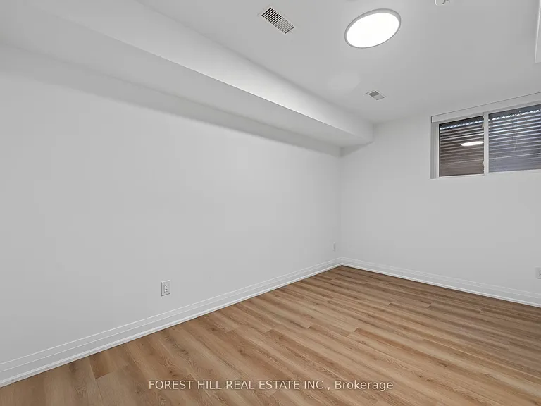 221 Churchill Ave #R — Photo 23