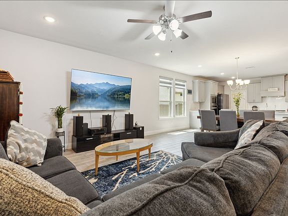 5th image of 3640 Lillian Ct