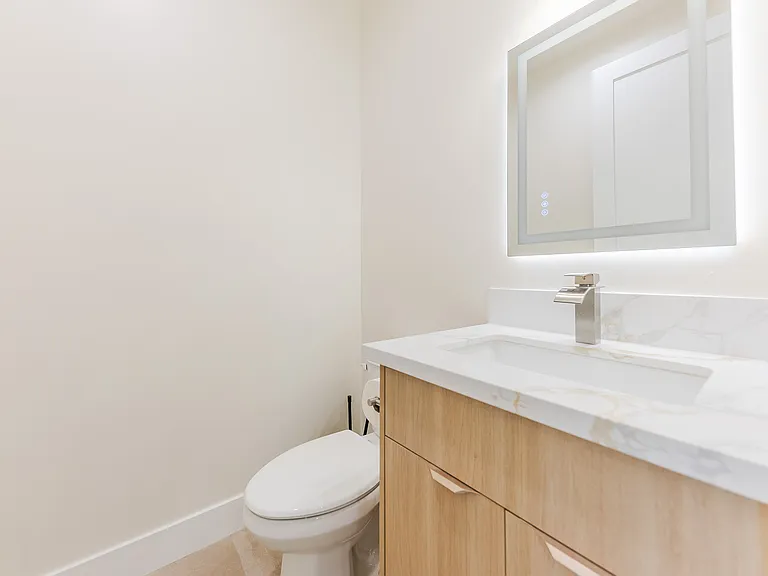 8102 Celito Dr — Photo 15