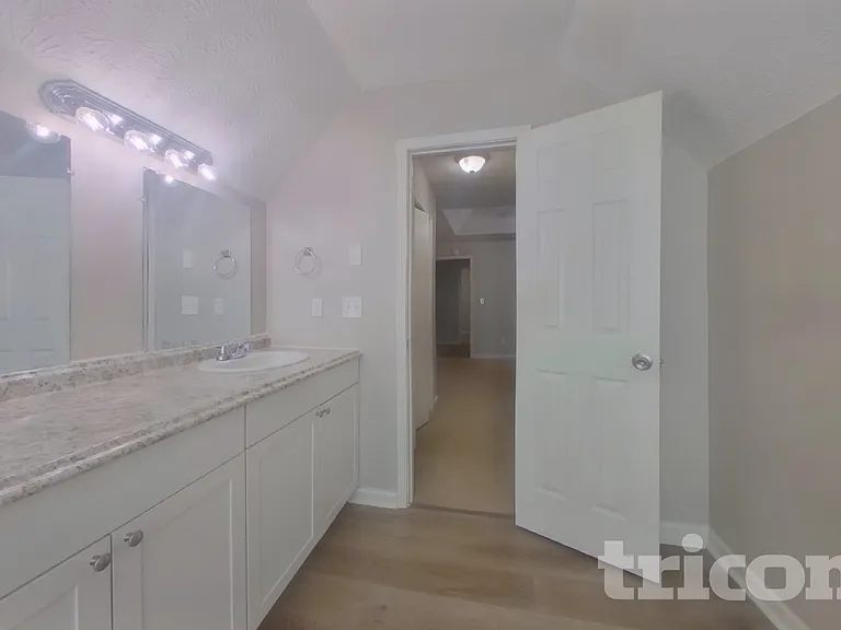 1182 Plunkett Way — Photo 8