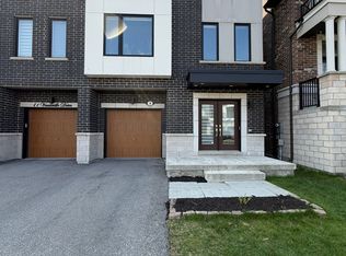 9 Vaudeville Dr, Toronto, ON M8W 0B5