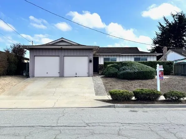 3120 Bayer St, Marina, CA 93933