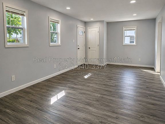 5th image of 19141 Beland St