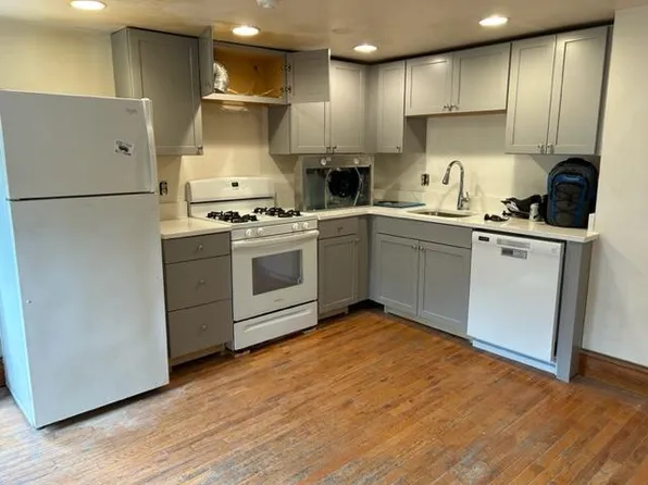 203 Harvard St #2, Cambridge, MA 02139