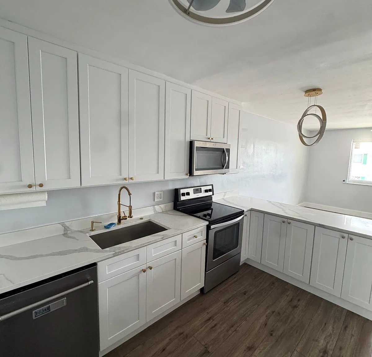 1 bed, 650 sqft, $1,600 — Photo 1