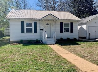 1014 Renfrow St, West Plains, MO 65775