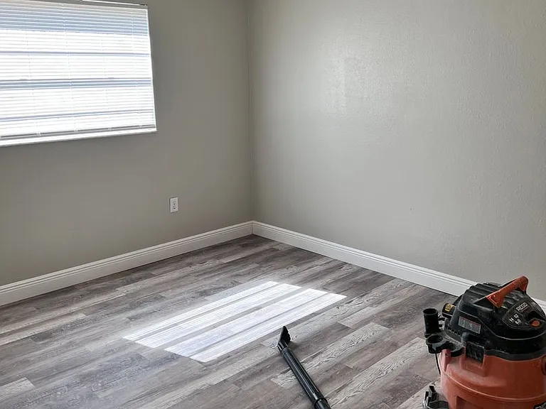 13105 Hanley Dr — Photo 7
