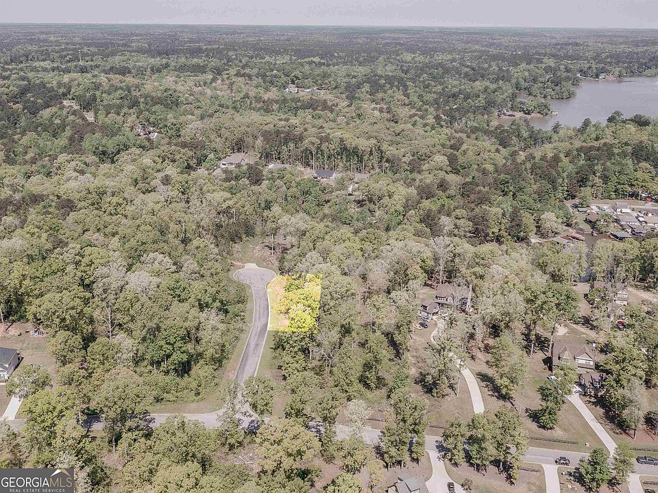 2nd image of 102 Crestview Rd #33