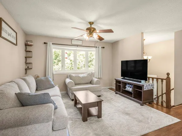 1808 W River St, Monticello, MN 55362
