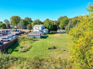 33420 Utica Rd, Fraser, MI 48026