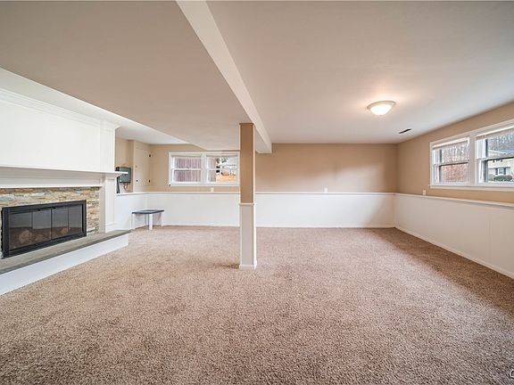 4th image of 117 Emann Dr