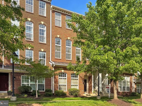 15414 Rosemont Manor Dr, Haymarket, VA 20169