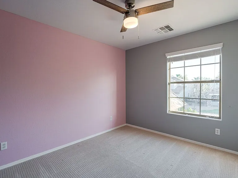 1546 E Nightingale Ln — Photo 59