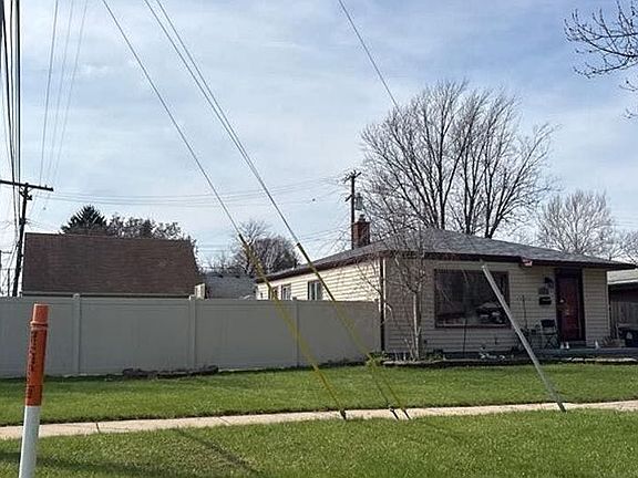 3rd image of 9088 Monroe Blvd