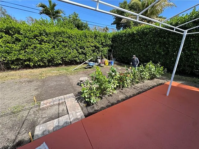 51 Montilla Ave — Photo 9