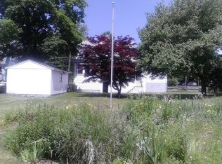 33 Weymouth St, Holbrook, MA 02343