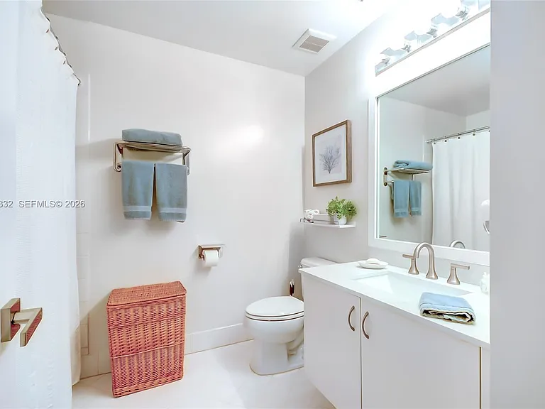 10237 NW 52nd Ln #10237 — Photo 24