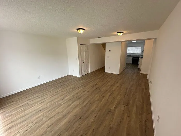3807 Khayyam Ave — Photo 2