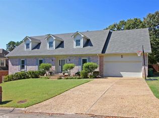 4218 Stoneview Ct, Little Rock, AR 72212