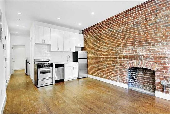 1st image of 280 Manhattan Ave APT 1B