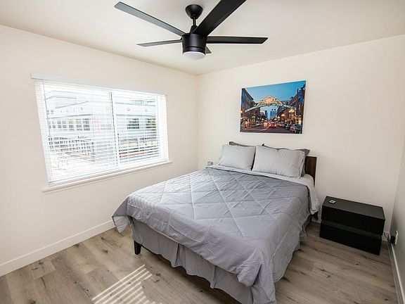 2nd image of 3076-3080 University Ave #5