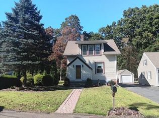 45 Smithfield Ave, Meriden, CT 06451