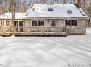 3255 6th St, Wayland, MI 49348