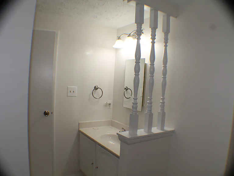 SINK BEDROOM #1