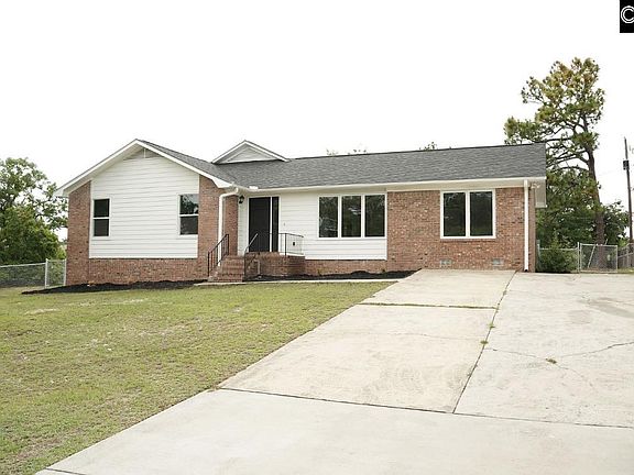 2nd image of 1909 Faraway Dr