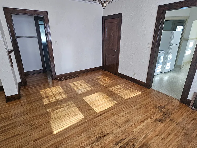 840 Fremont Ave — Photo 3