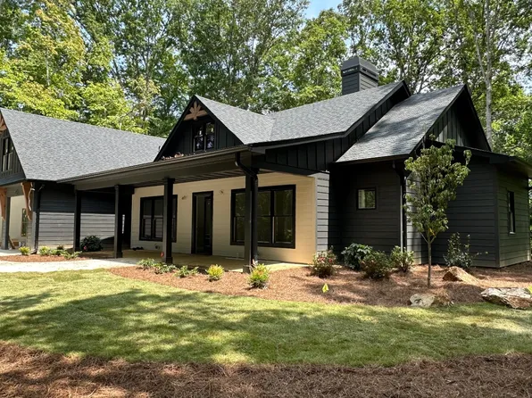 10 Fairview Trl, Morganton, GA 30560