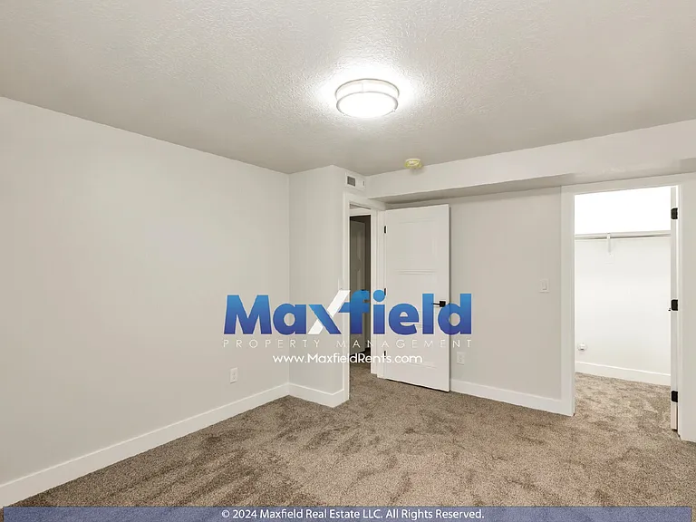 315 N Tidwell St — Photo 12
