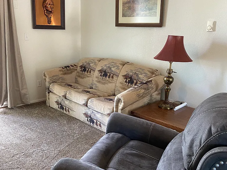131 Valley View Dr — Photo 8