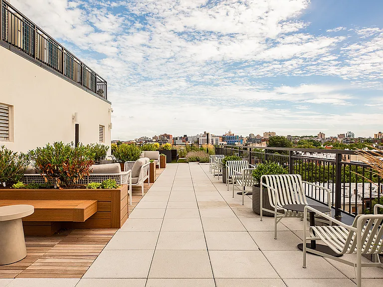 10 Quincy St #4C — Photo 16