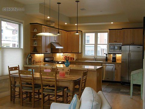 2nd image of 2070 23rd St #4-1